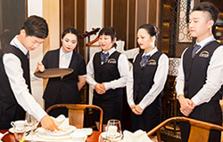 2022年?？凭频旯芾矸?wù)專業(yè) 開啟職業(yè)新篇章